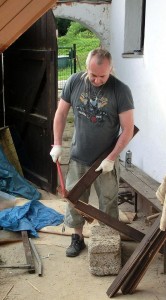 Kleinholz machen