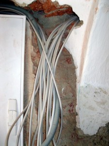 Neue Elektroverkabelung
